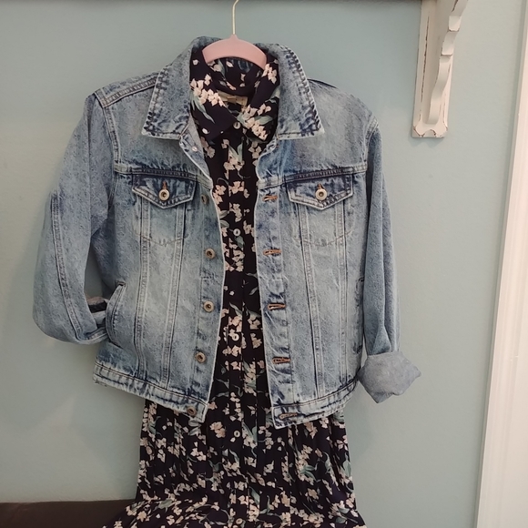 Jean Jacket - Picture 4 of 6